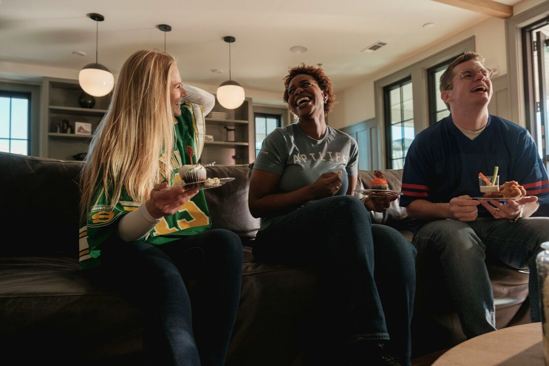 friends talking openly at home