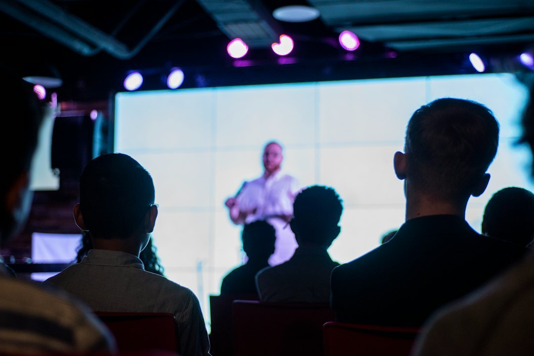 speaker making eye contact with audience